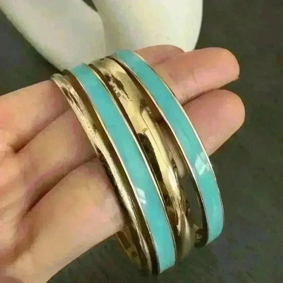 Chic Gold and Turquoise Bangle Set - Picture 10 of 11